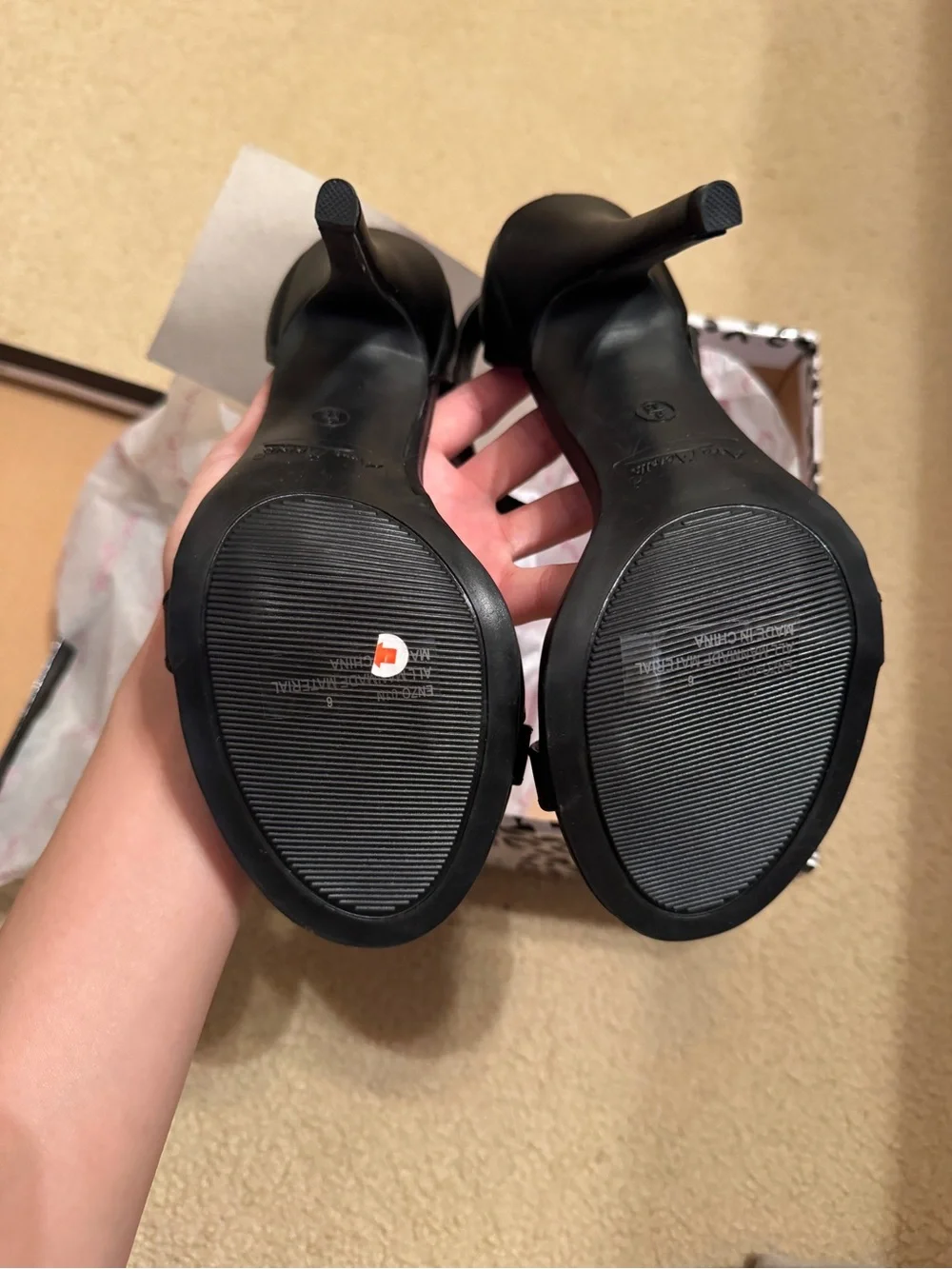 ANNE MICHELLE BLACK HEEL SIZE 6